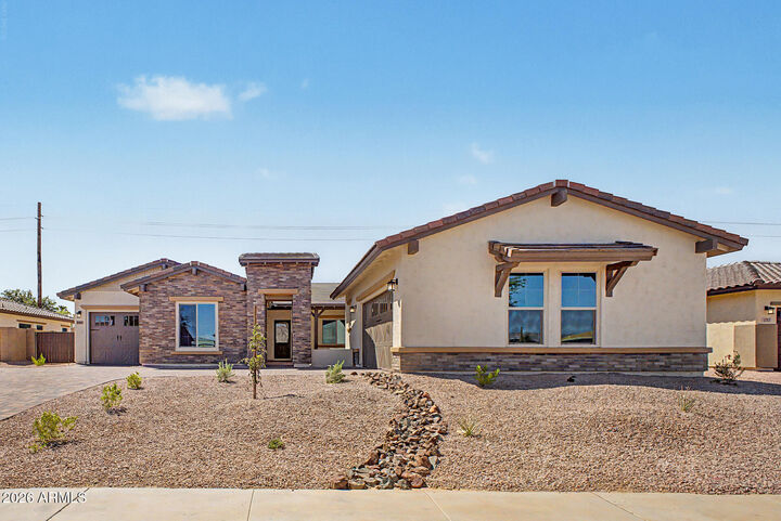 Property Photo: 20999 E Diana Way AZ 85142