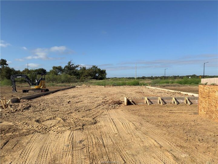 Property Photo:  2633 Patschke Place  TX 77807 