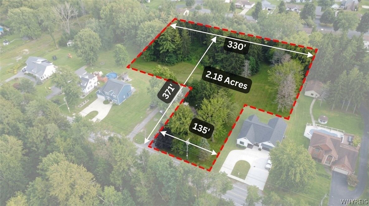 Property Photo: 805 Casey Road NY 14051