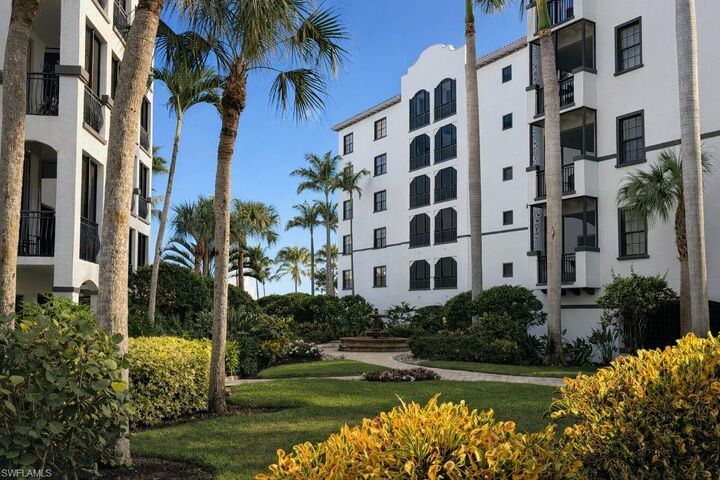 Property Photo: 10731 Mirasol Dr 602 FL 33913