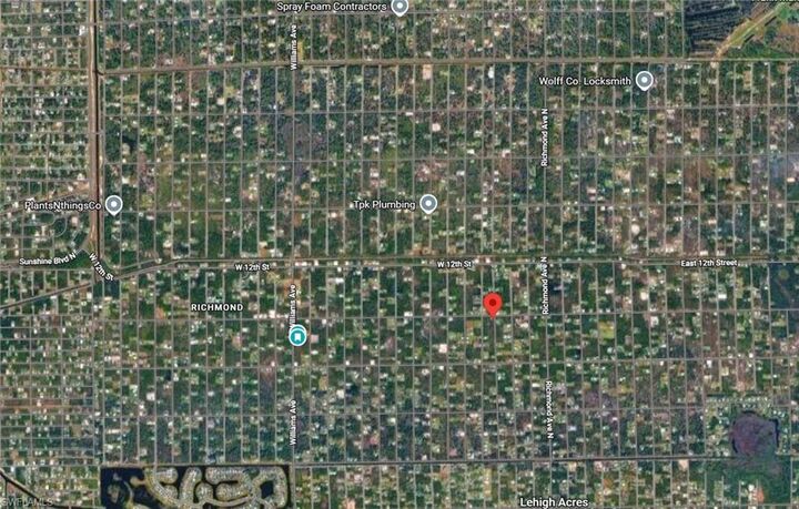 Property Photo: 12 E 11th St FL 33972