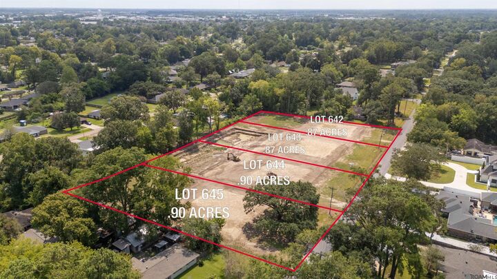 Property Photo: 4635 Floynell Dr LA 70809