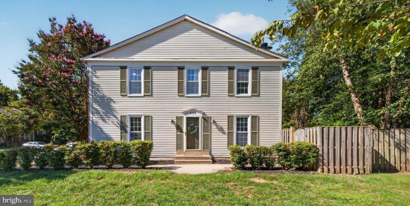 Property Photo: 4400 Cheatham Court VA 22310