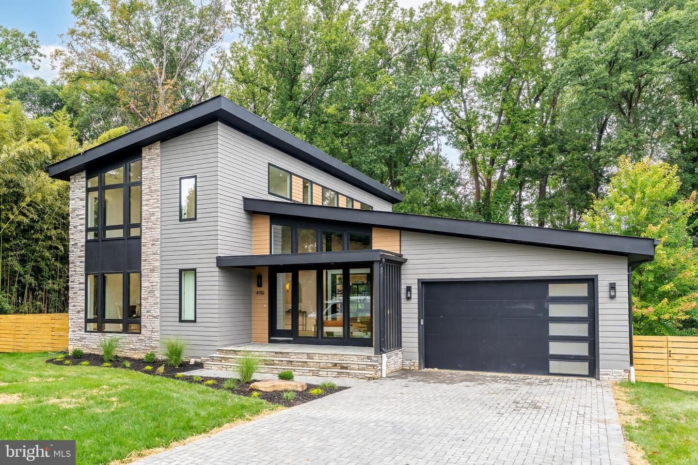 Property Photo: 4916 Ridgewood Road VA 22312