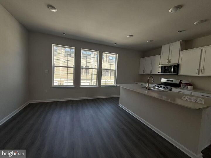 Property Photo:  112 Spencer Way  NJ 08026 