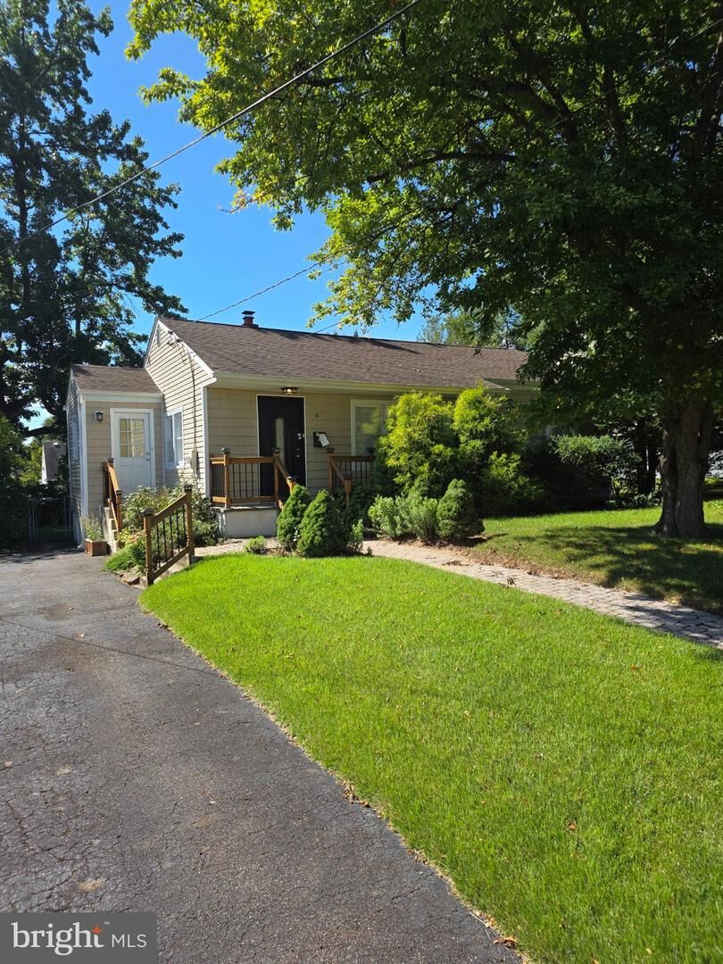 Property Photo:  6 Conover Avenue  NJ 08638 