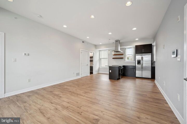 Property Photo:  714 N Chadwick Street 24 6  PA 19130 