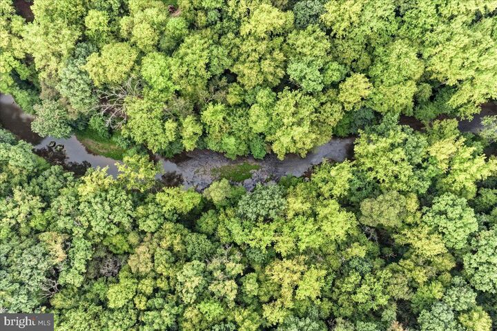 Property Photo: 1371 State Road PA 19352