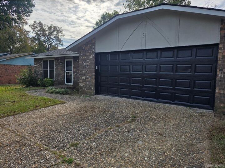 Property Photo:  8 Willowridge Cove  AR 72076 