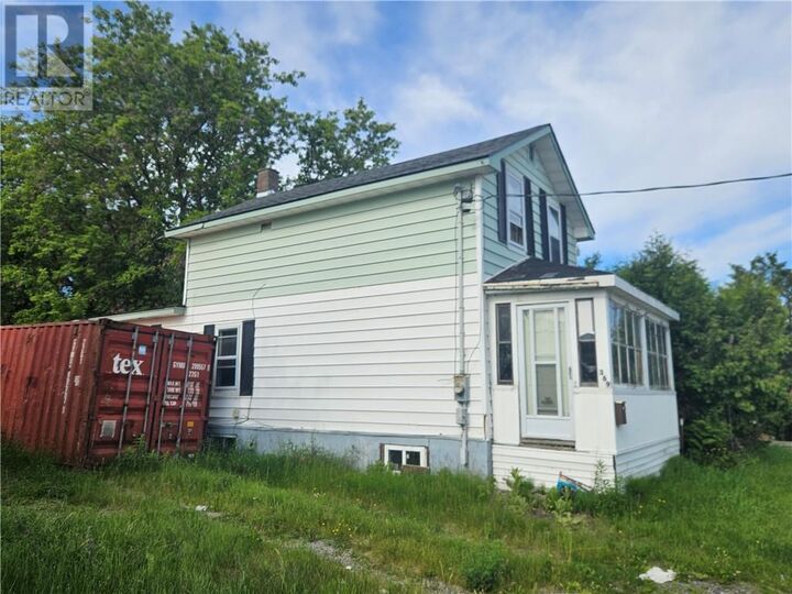 Property Photo: 369 Agnes ON P3B 2J2