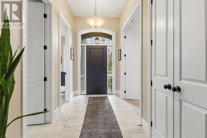 Property Photo: 2483 Meadowlands Way ON N6G 0P1