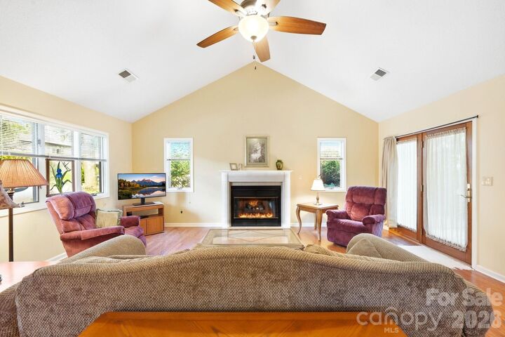 Property Photo:  310 Robertson Street  NC 28714 