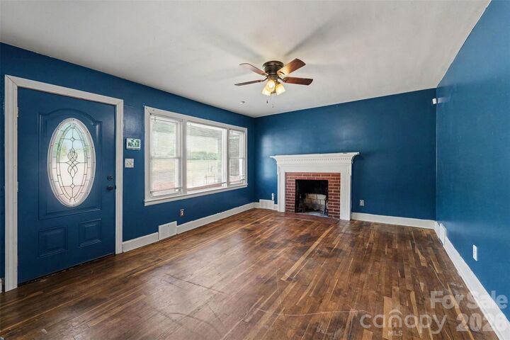 Property Photo: 4412 Reidsville Road NC 27101