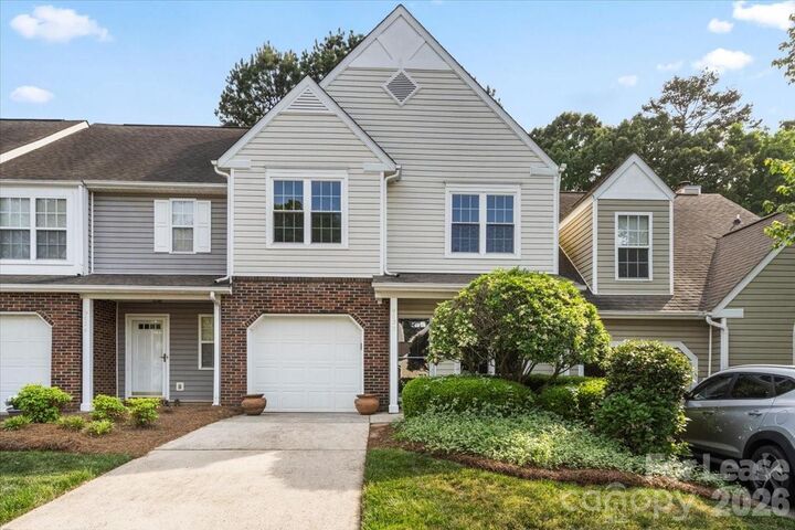 Property Photo: 9022 Roseton Lane NC 28277