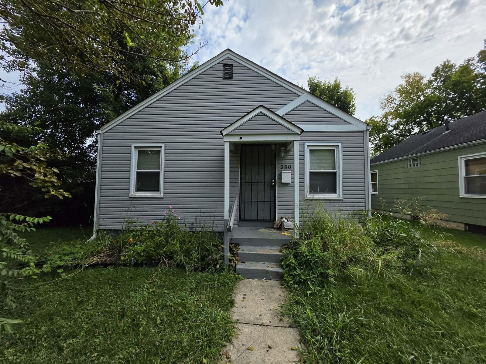 Property Photo:  350 Wrexham Avenue  OH 43223 