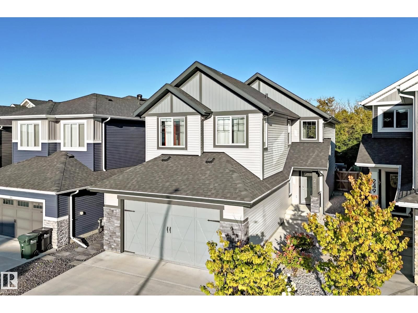 Property Photo: 247 Annandale Cr AB T8H 1B3