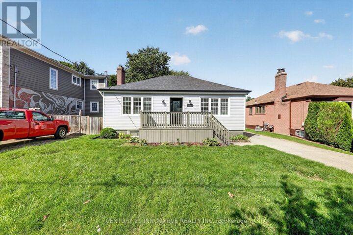 Property Photo:  68 Cree Avenue Main  ON M1M 1Z6 
