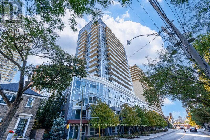 Property Photo: 58 Orchard View Boulevard 1707 ON M4R 1B9