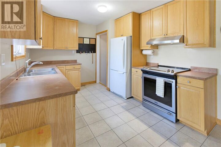 Property Photo:  176 Cranbrook  ON P3E 2N3 