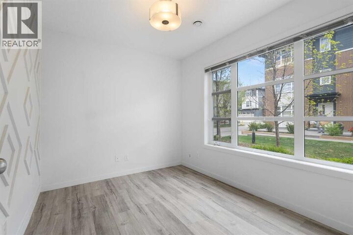Property Photo: 506 Evansridge Park Northwest AB T3P 0N7