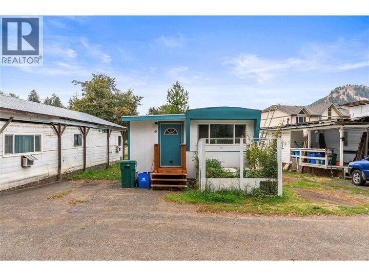 Property Photo:  1879 Faulkner Avenue 4  BC V0E 2G0 