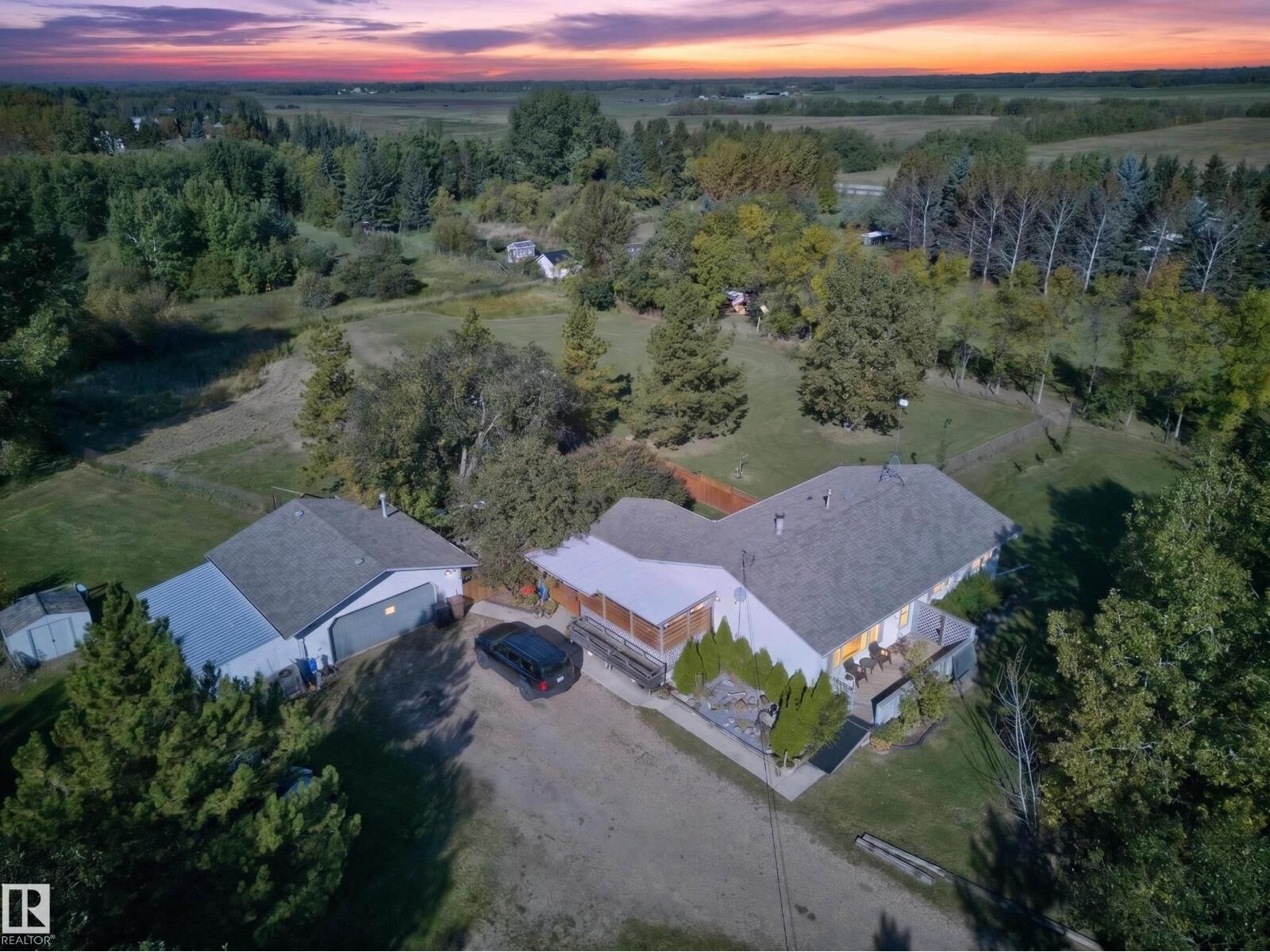 Property Photo:  #158 52249 Rge Road 222  AB T8C 1J2 