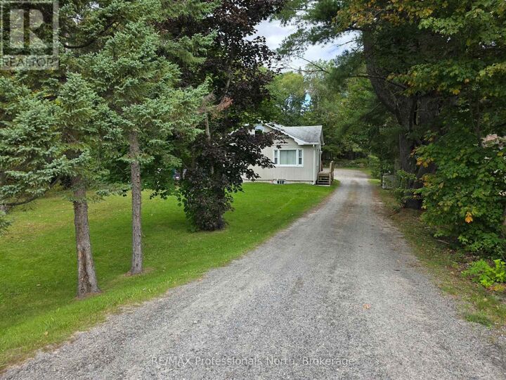 Property Photo:  711 Muskoka 3 Road North  ON P1H 1E1 