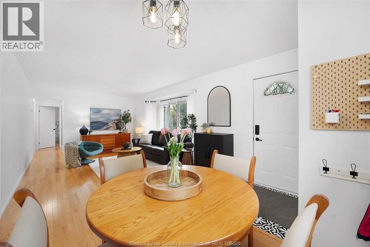 Property Photo:  5 Frances Court  ON N8M 2V5 