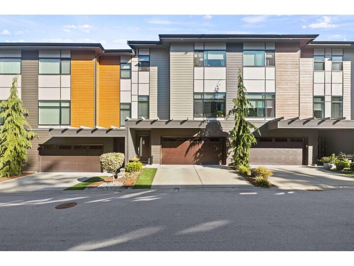 Property Photo: 33209 Cherry Avenue 11 BC V2V 0G8