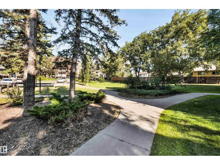 Property Photo: 7024 Tudor Gl AB T8N 3V4