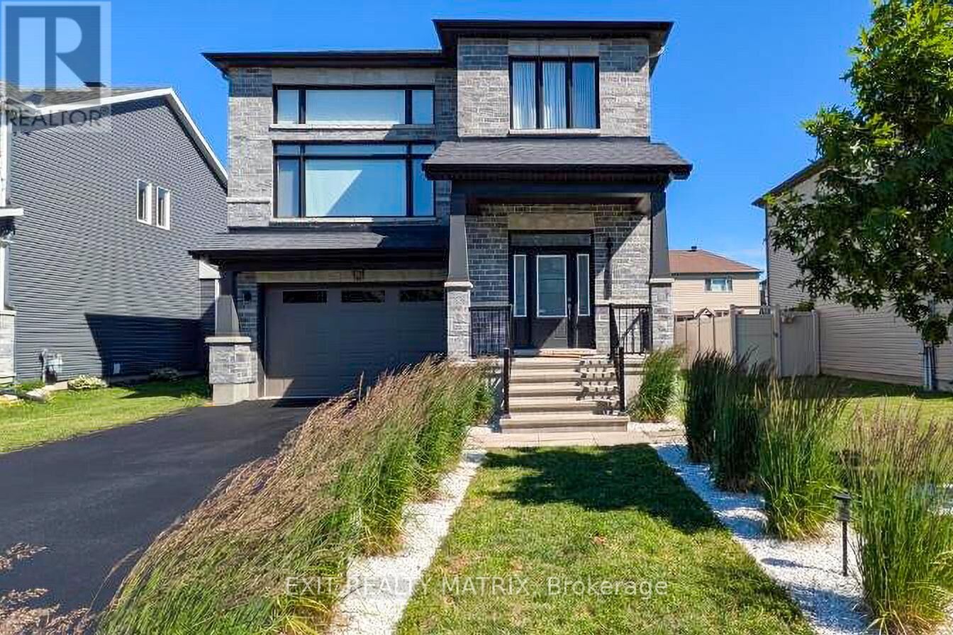 Property Photo:  865 Cologne Street  ON K0A 1W0 
