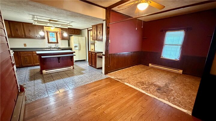 Property Photo: 580 E Ward Street OH 43078