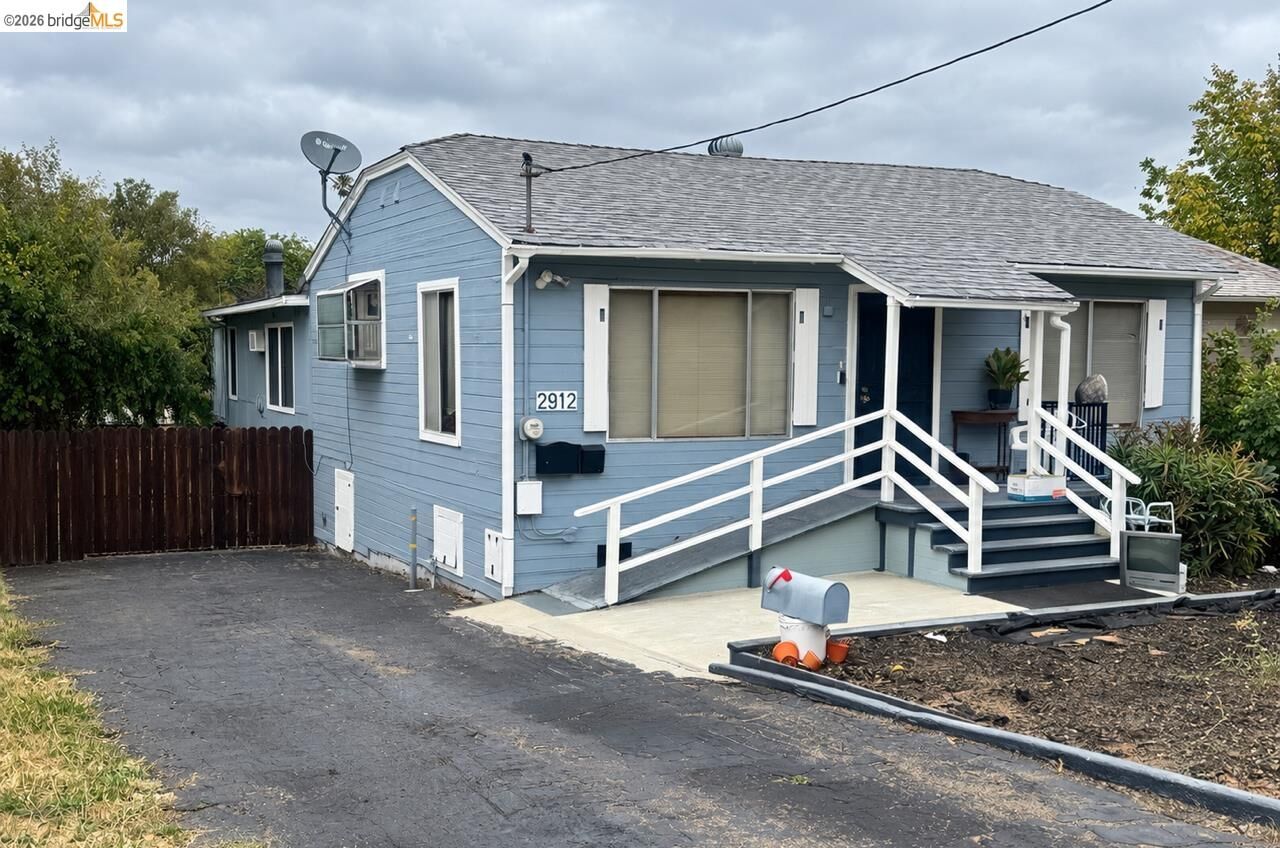 Property Photo: 2912 Kelly Street CA 94541