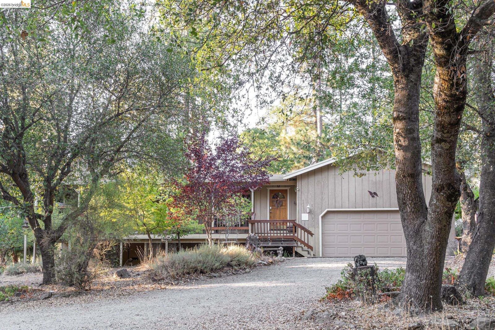 Property Photo: 19390 Ferretti Rd CA 95321
