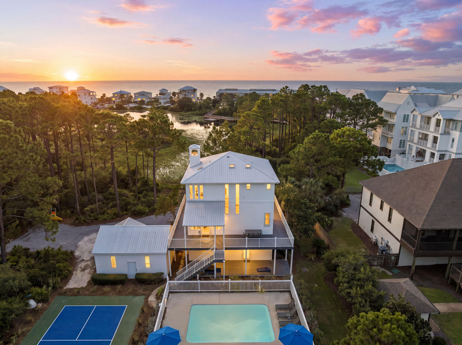 Property Photo: 108 Woodward Drive FL 32459