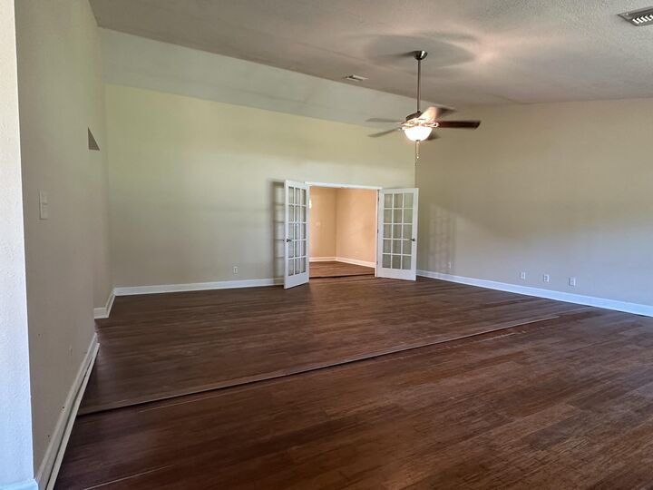 Property Photo:  18 Hickory Avenue  FL 32579 