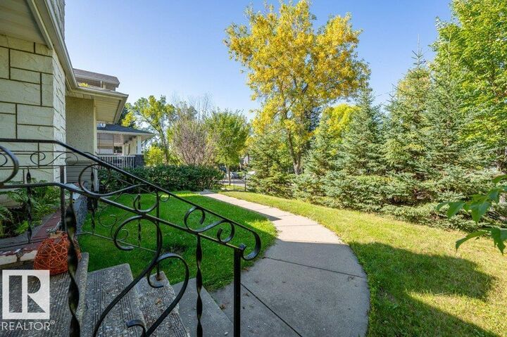 Property Photo:  40 Birch Drive  AB T8N 0E3 