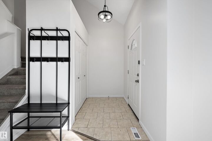 Property Photo:  11822 47 Street NW  AB T5W 2W8 