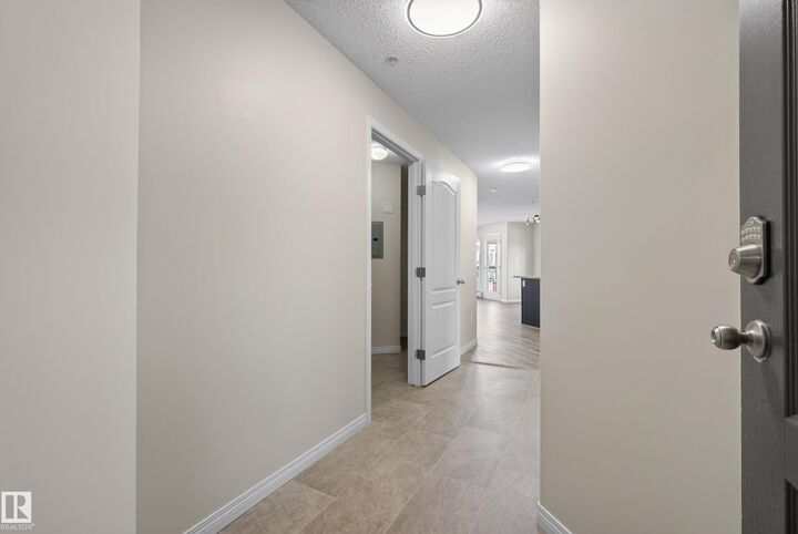 Property Photo:  7331 South Terwillegar Drive NW 6223  AB T6R 0L9 
