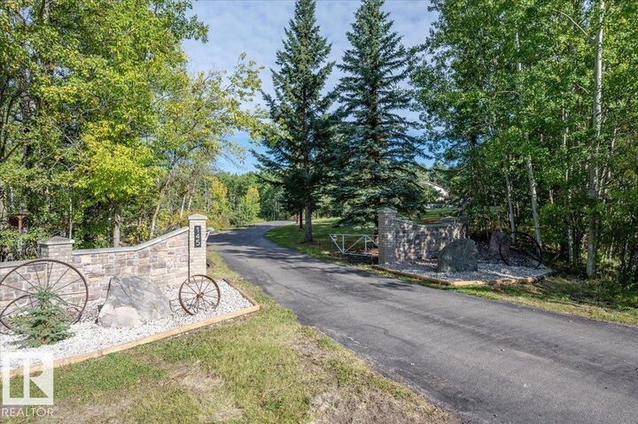 Property Photo: 52311 Rge Road 223 145 AB T8C 1A9