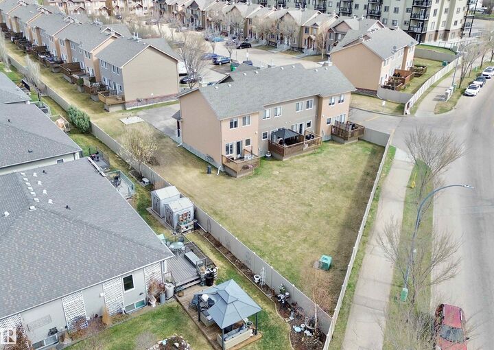 Property Photo:  320 Spruce Ridge Road 4  AB T7X 0H5 