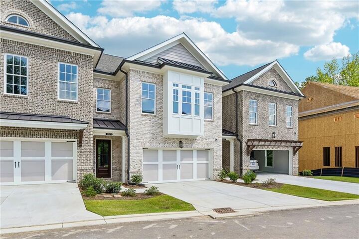 Property Photo: 5679 Broad River View 438 GA 30092