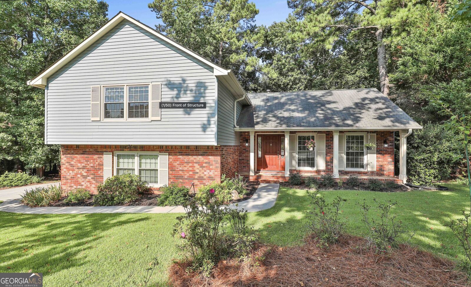 Property Photo:  201 Lanyard Loop  GA 30269 