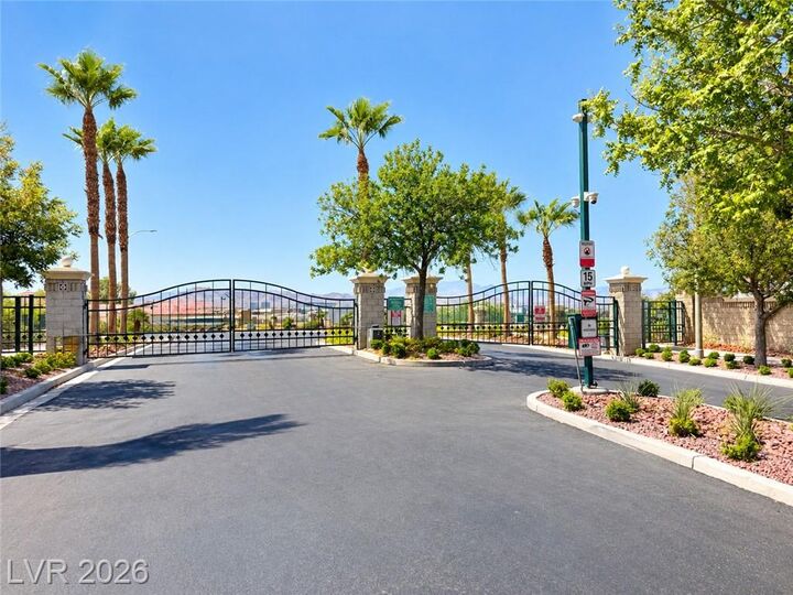 Property Photo: 1472 Dragon Rock Drive NV 89052