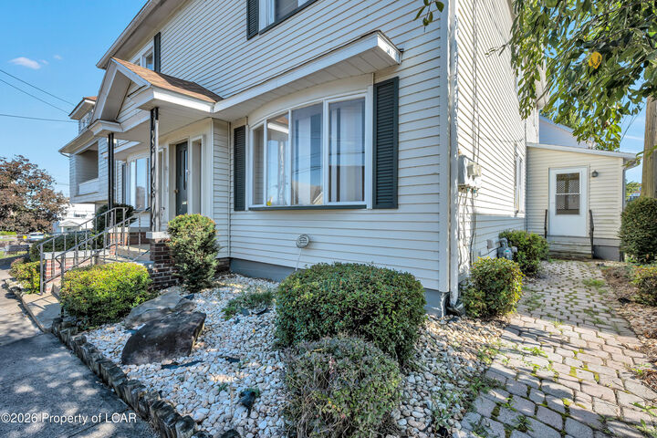Property Photo:  113-115 Park Street  PA 18634 