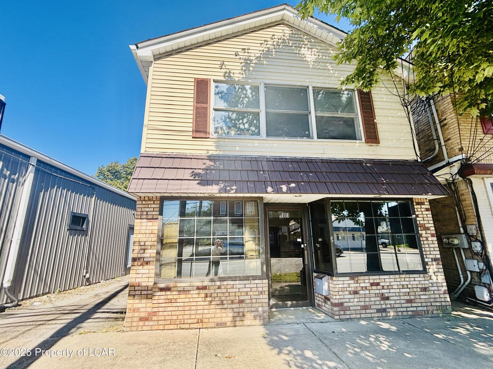 Property Photo: 303 Wyoming Avenue PA 18644