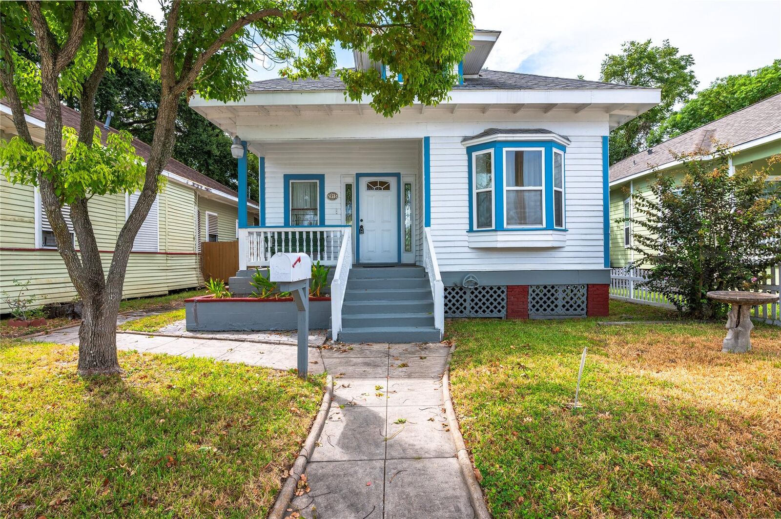 Property Photo:  2915 Avenue N 1/2 Street 1/2  TX 77550 