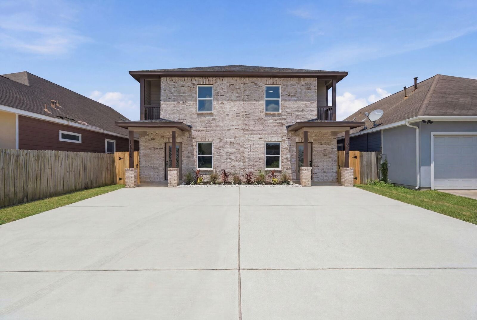 Property Photo:  10214 Carmencita Way  TX 77075 