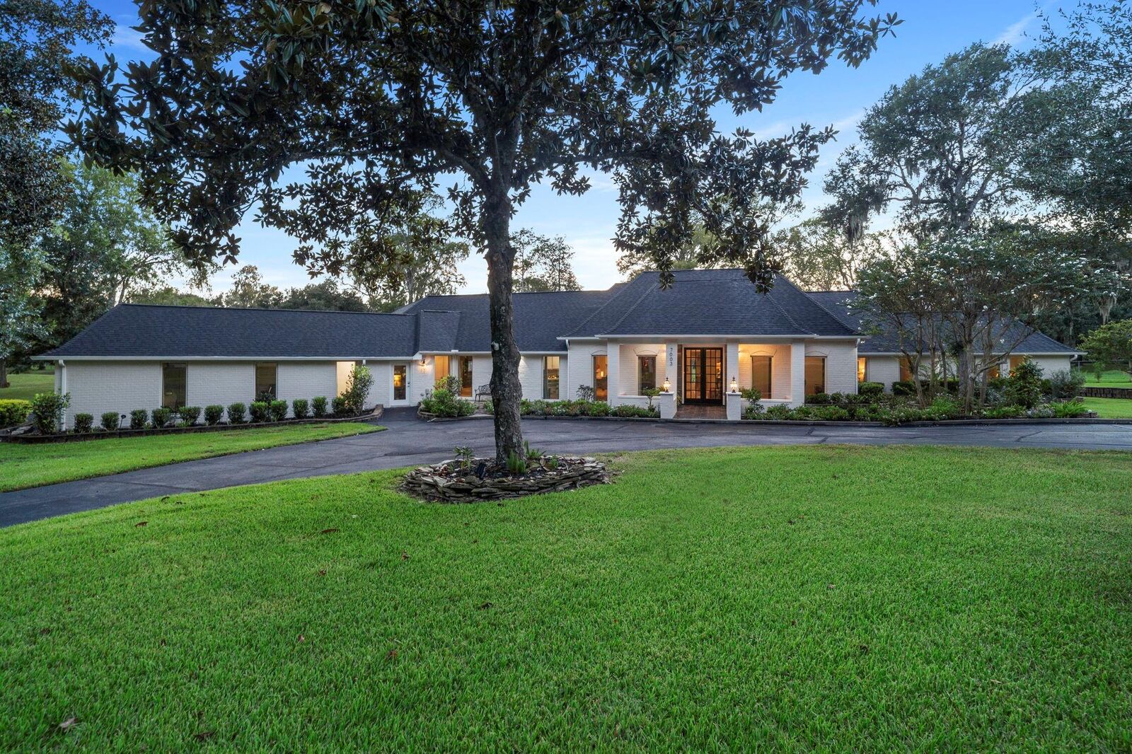 Property Photo: 7003 Deerwood Drive TX 77406