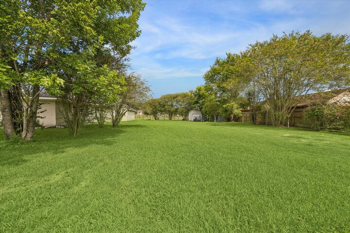 Property Photo:  2703 Newman  TX 77575 